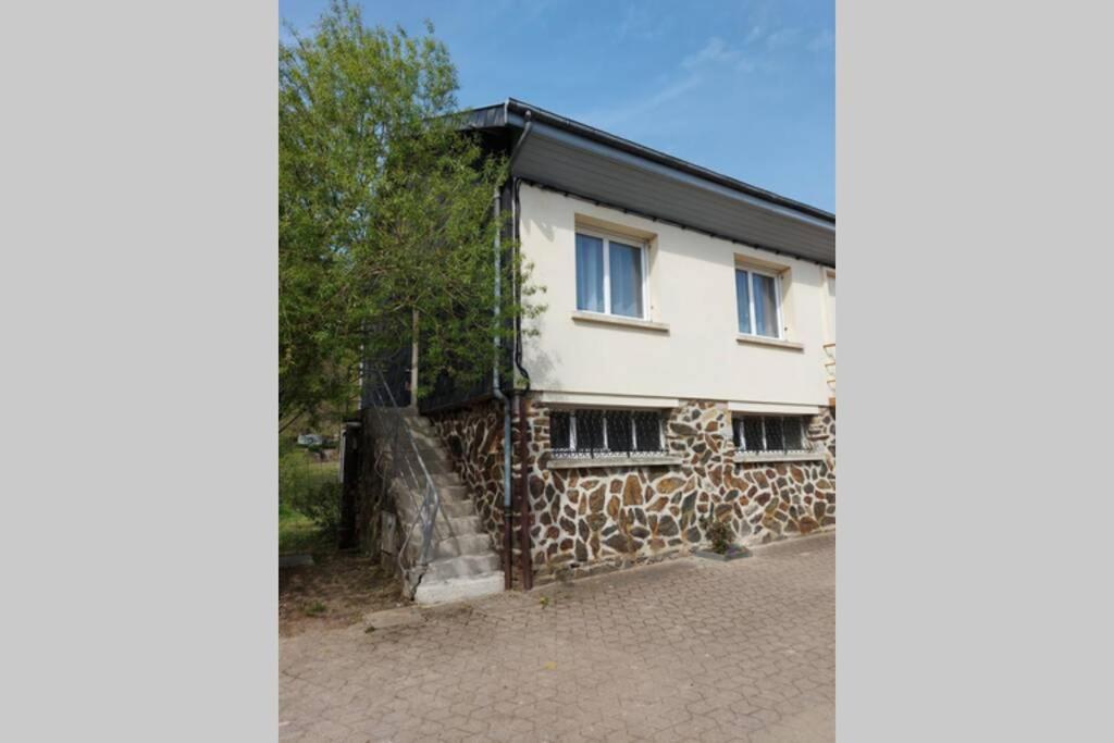 Monthermé Gite En Bord De Meuse מראה חיצוני תמונה