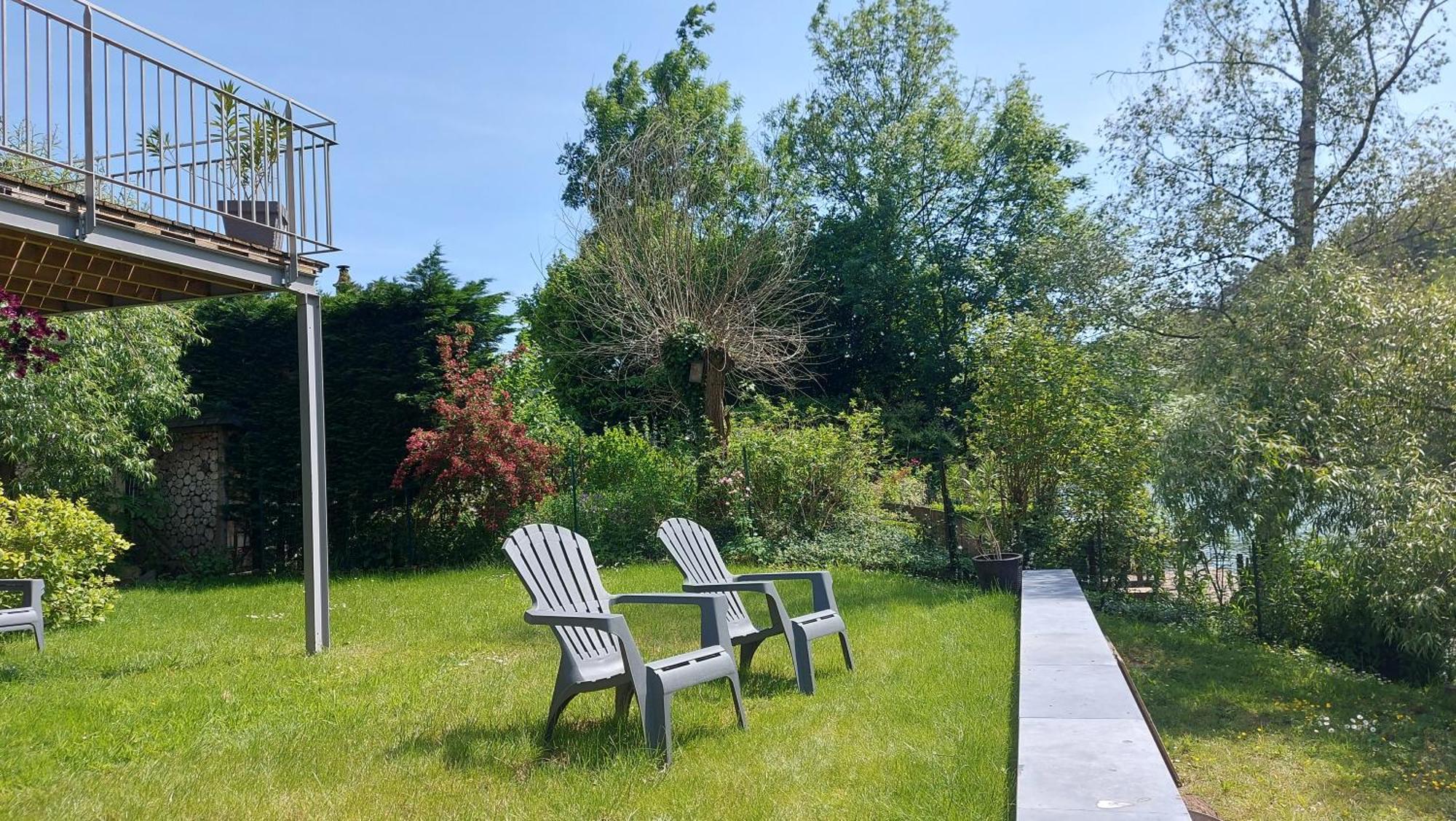 Monthermé Gite En Bord De Meuse מראה חיצוני תמונה